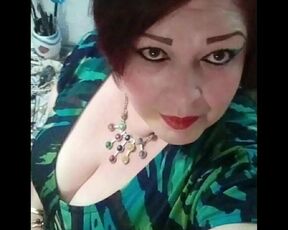 MATURE FACEBOOK TITS