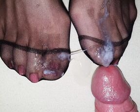 Cum on nylon feet #15