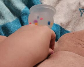 BBW's Pussy is Too Tight for Dildo