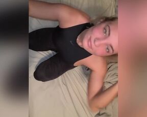 Teen blonde gives perfect blowjob