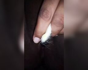 Big Indian Pussy Play With Makeup Brush Insertion