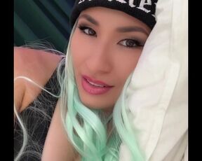 Swallow Spicy Farts from Sexy Asian Goddess POV